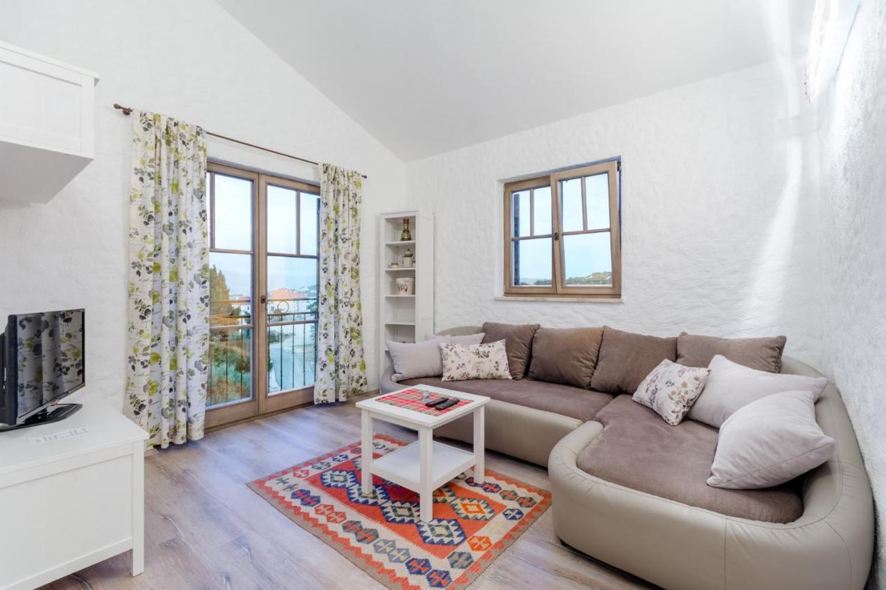 Apartments Villa Kameja Donji Okrug  Oda fotoğraf